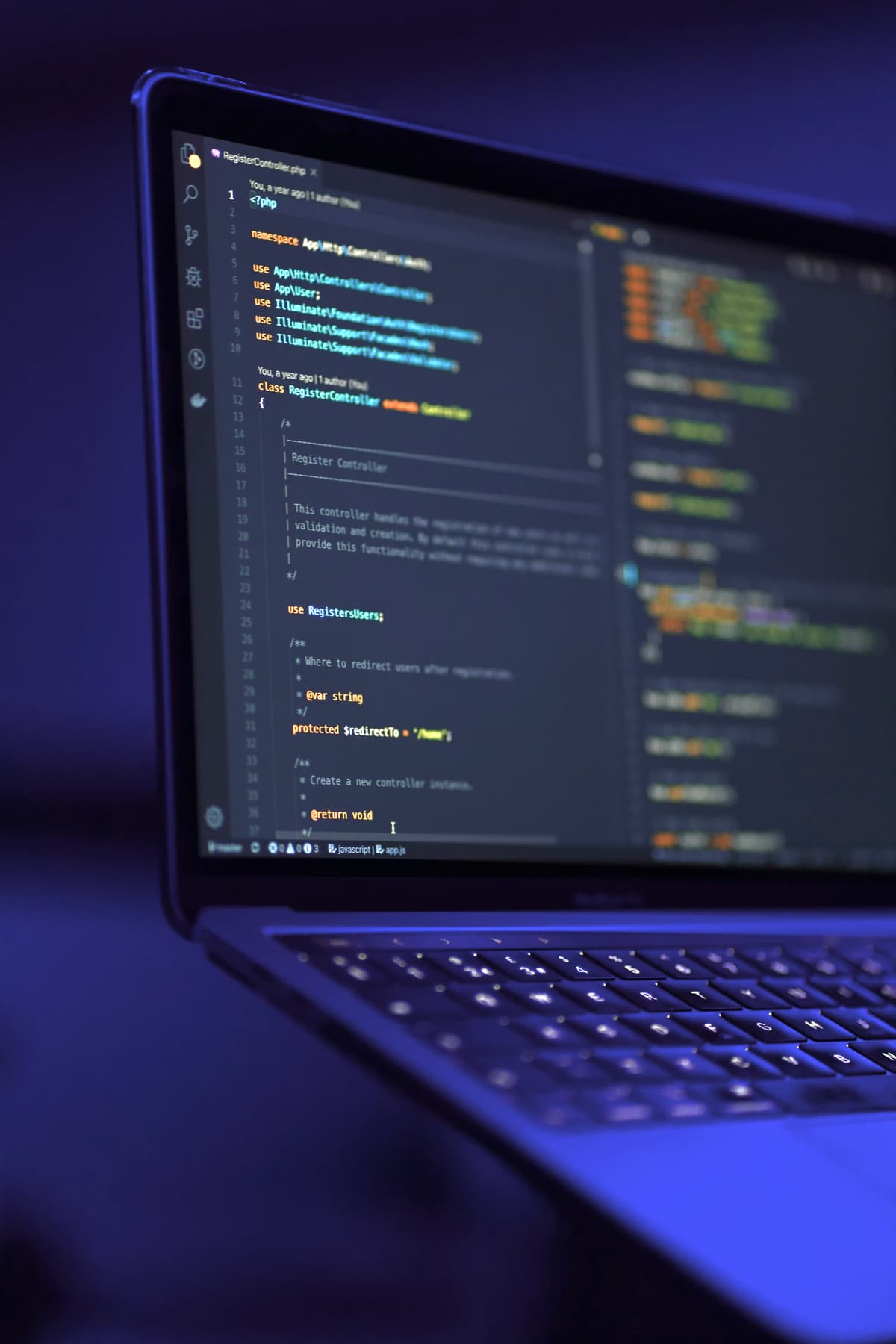 Equipo de JOKIA trabajando en proyectos de automatización y diseño web